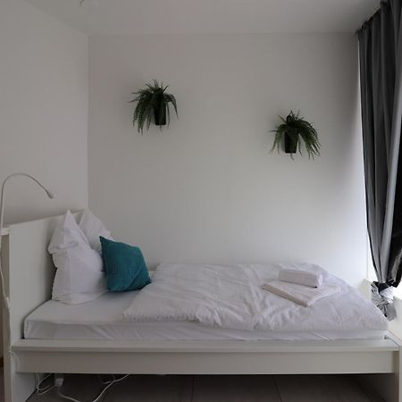 Gross, Modern, Vollausgestattet, Gemuetlich Mit Kueche Und Parkplatz Fuer Urlaub Oder Business Appartement Kettig Buitenkant foto