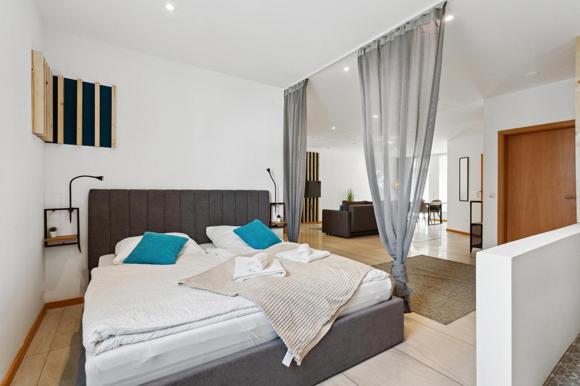 Gross, Modern, Vollausgestattet, Gemuetlich Mit Kueche Und Parkplatz Fuer Urlaub Oder Business Appartement Kettig Buitenkant foto