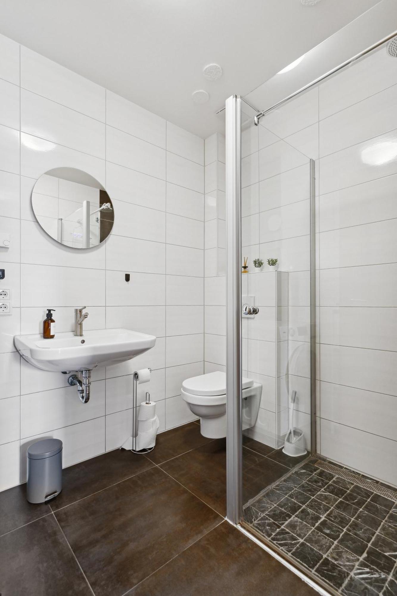 Gross, Modern, Vollausgestattet, Gemuetlich Mit Kueche Und Parkplatz Fuer Urlaub Oder Business Appartement Kettig Buitenkant foto