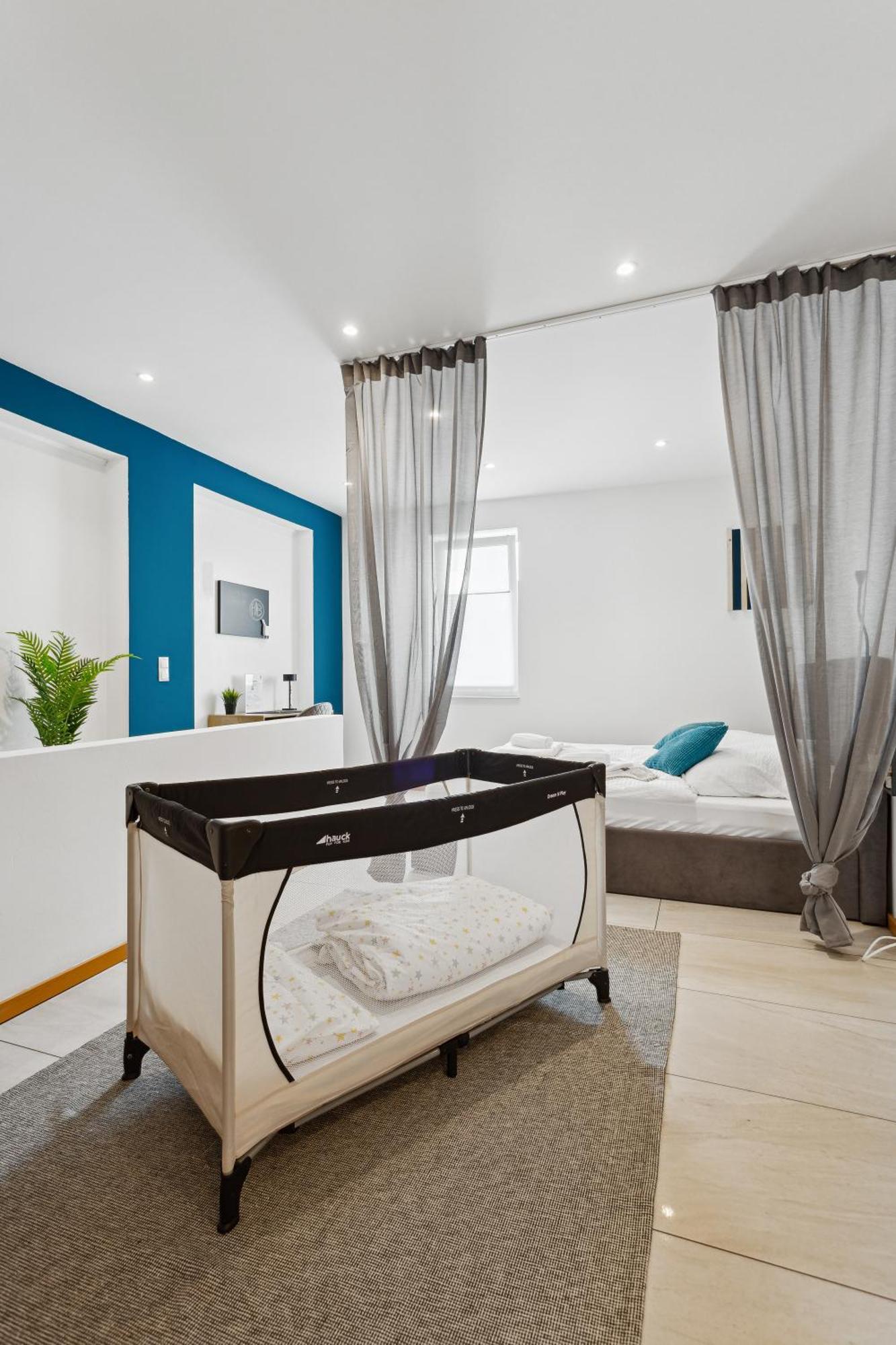 Gross, Modern, Vollausgestattet, Gemuetlich Mit Kueche Und Parkplatz Fuer Urlaub Oder Business Appartement Kettig Buitenkant foto