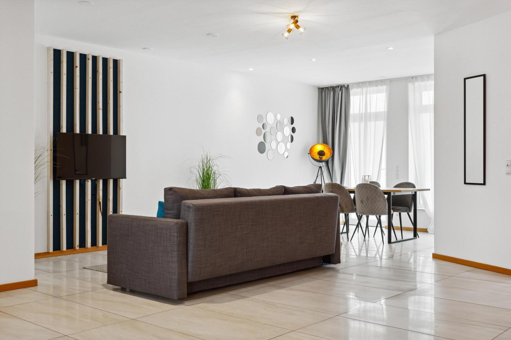 Gross, Modern, Vollausgestattet, Gemuetlich Mit Kueche Und Parkplatz Fuer Urlaub Oder Business Appartement Kettig Buitenkant foto